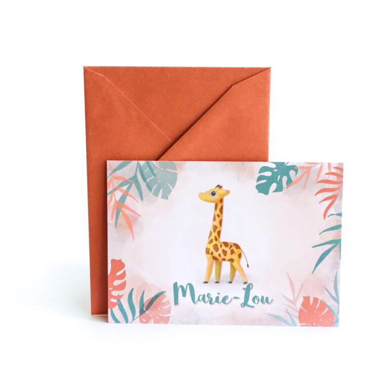 geboortekaartje illustratie pastel dieren roze giraf ontwerp op maat planten jungle groen rood